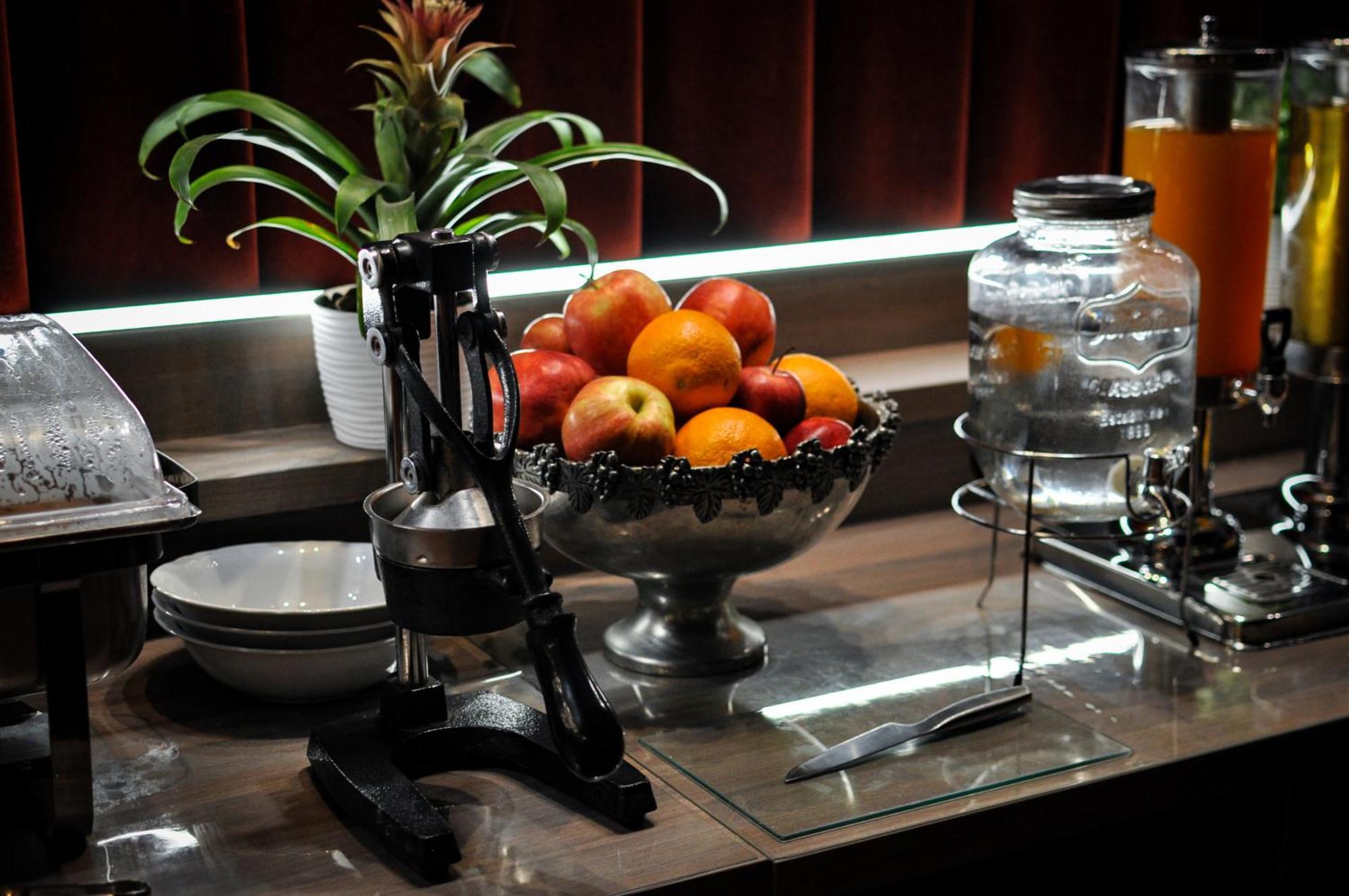 Hotel Trzy Swiaty Spa & Wellness Rajska Wyspa Гливице Экстерьер фото