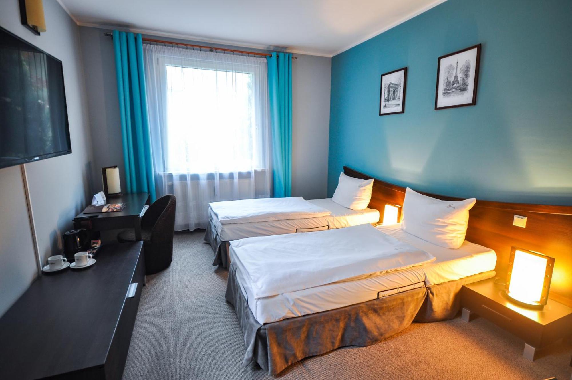 Hotel Trzy Swiaty Spa & Wellness Rajska Wyspa Гливице Экстерьер фото